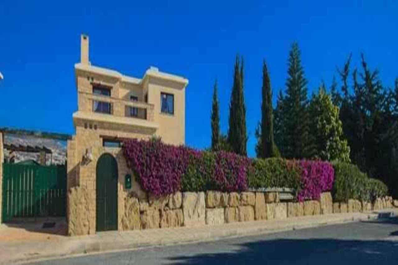 Villa Camelot By Ezoria Villas Coral Bay Luaran gambar