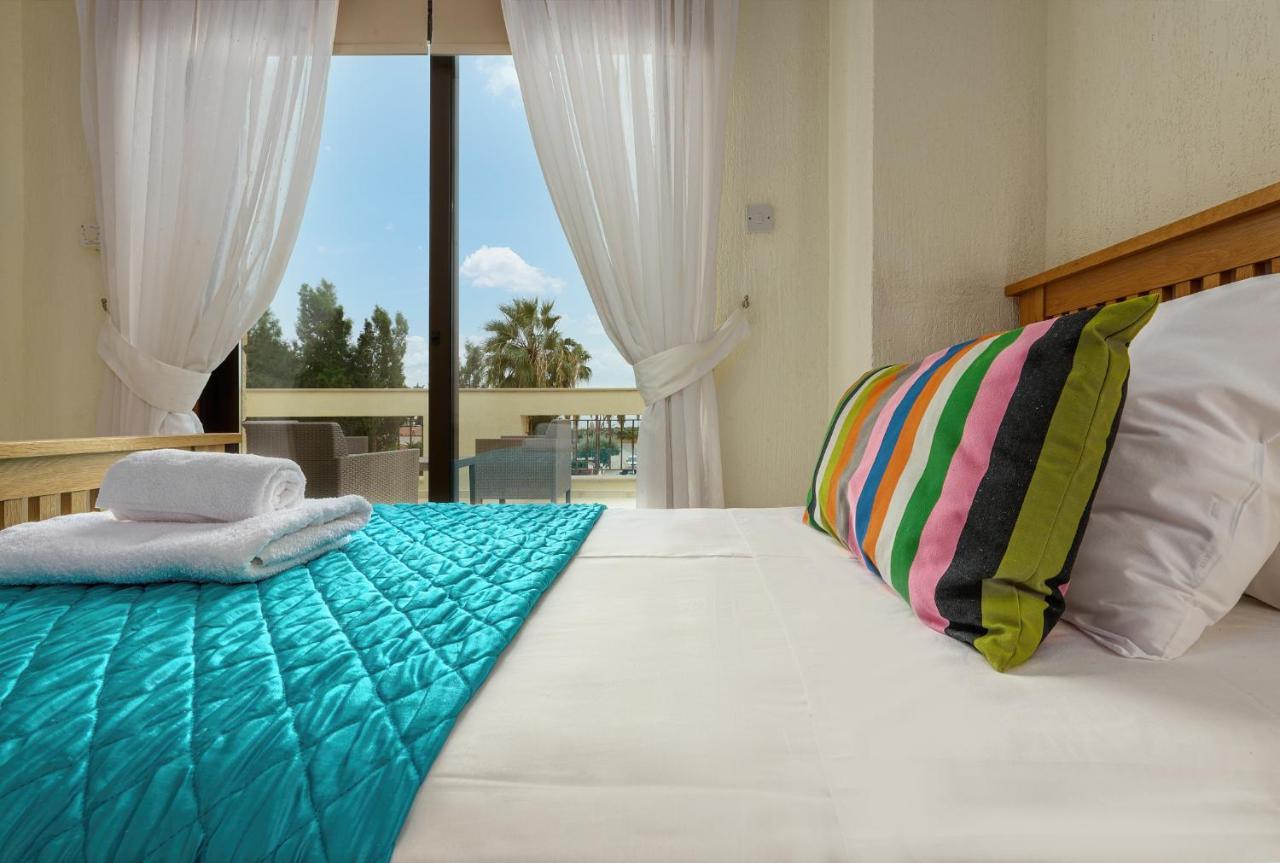 Villa Camelot By Ezoria Villas Coral Bay Luaran gambar