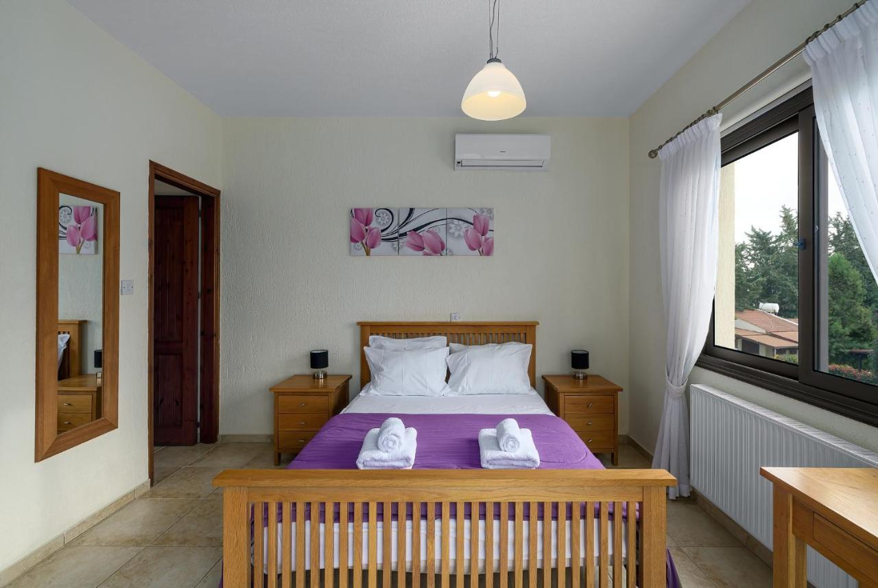 Villa Camelot By Ezoria Villas Coral Bay Luaran gambar